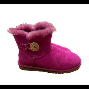 Ugg Women's Mini Bailey Button II